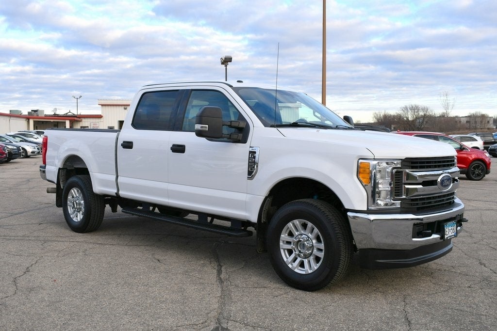 Used 2017 Ford F-250 Super Duty XLT with VIN 1FT7W2B60HEF15802 for sale in Rochester, Minnesota