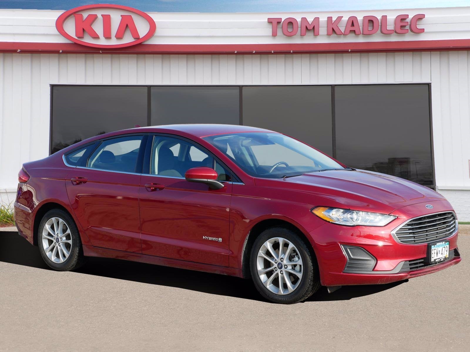 Used 2019 Ford Fusion Hybrid SE with VIN 3FA6P0LU2KR124591 for sale in Rochester, Minnesota