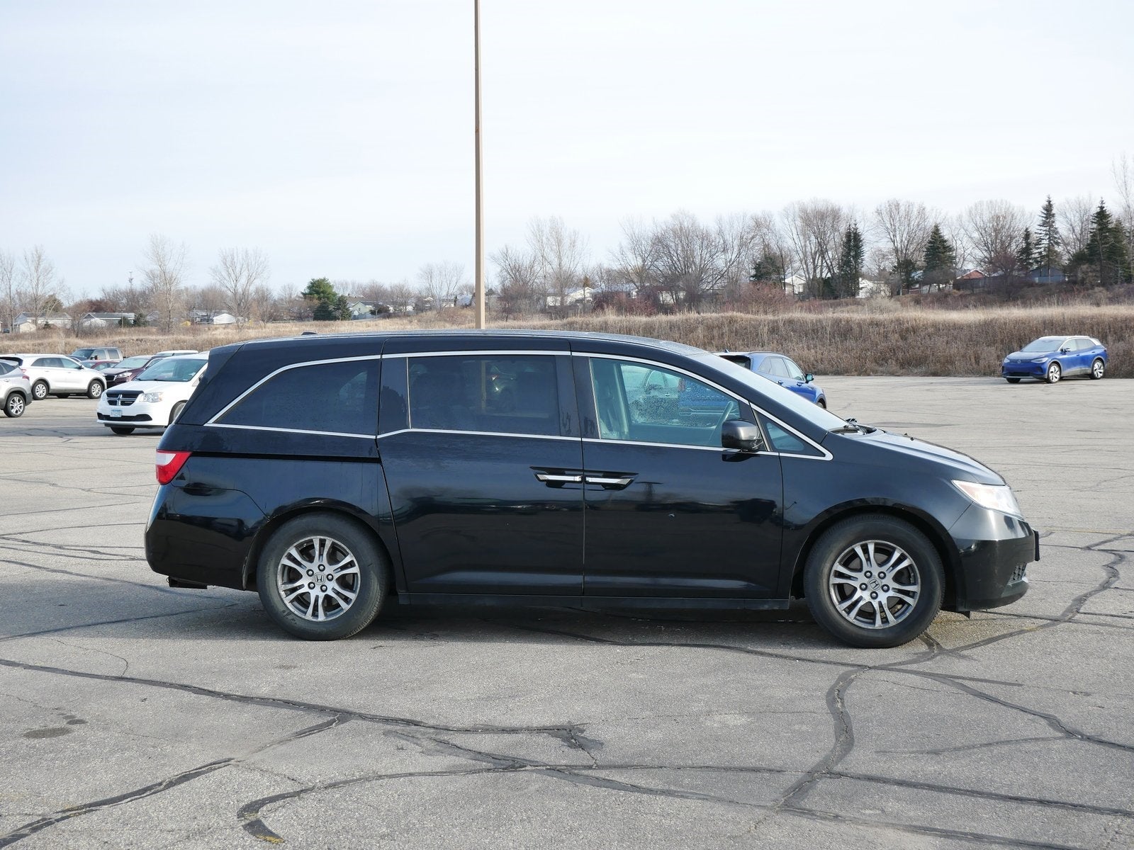 Used 2011 Honda Odyssey EX-L with VIN 5FNRL5H62BB046809 for sale in Rochester, Minnesota