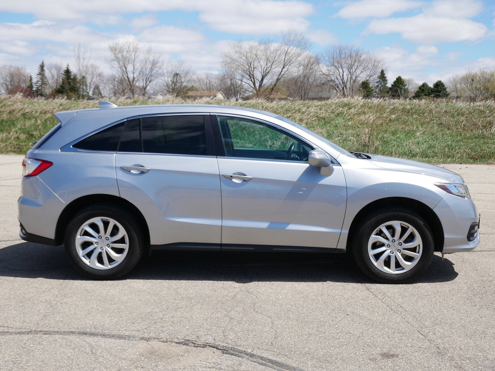 Used 2017 Acura RDX Technology Package with VIN 5J8TB4H56HL017279 for sale in Rochester, Minnesota