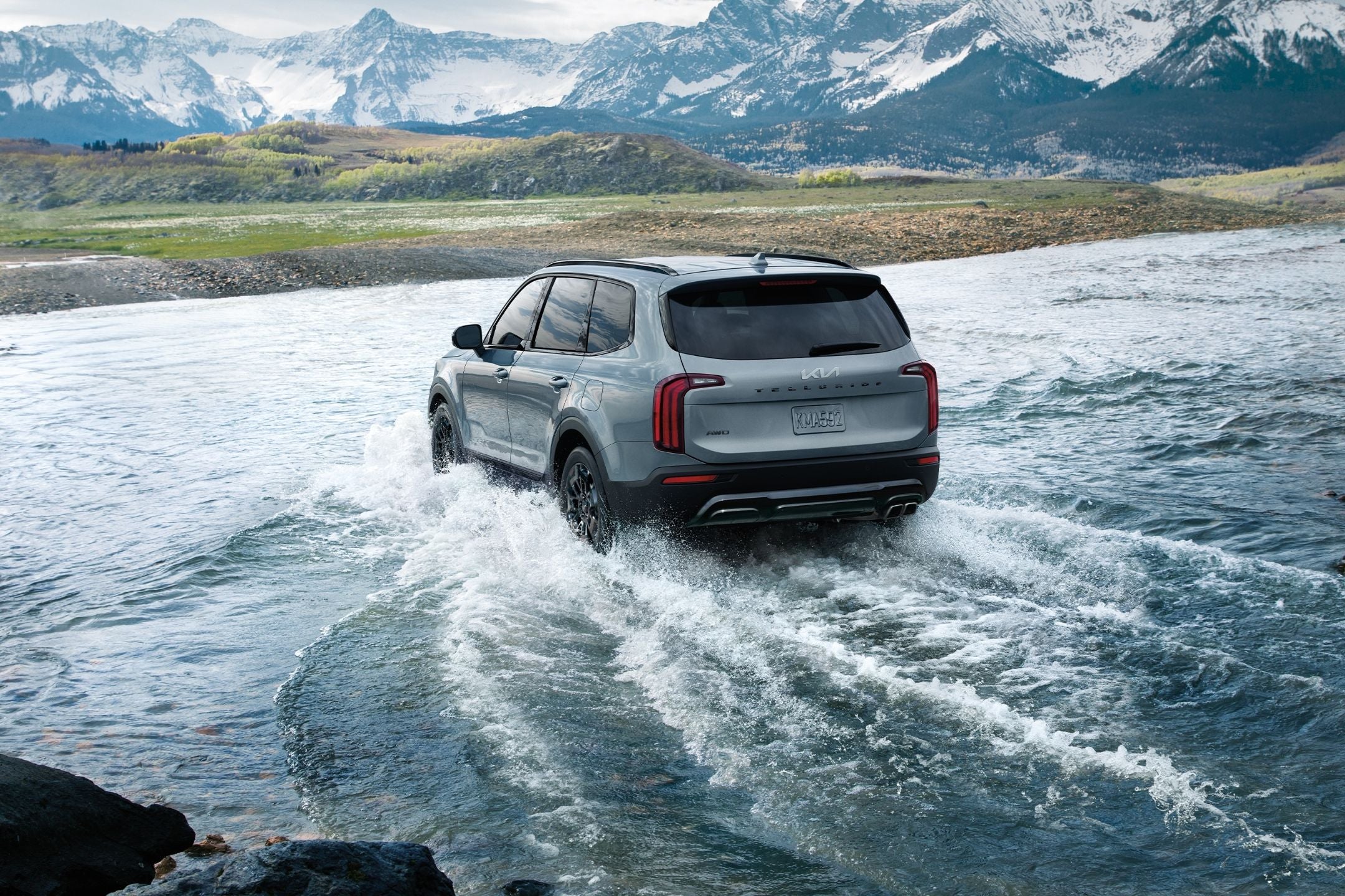rear of the 2022 telluride driving in water